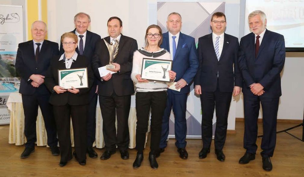 Zwycięzcy plebiscytu "Super Sołtys 2018" na gali w Olsztynie