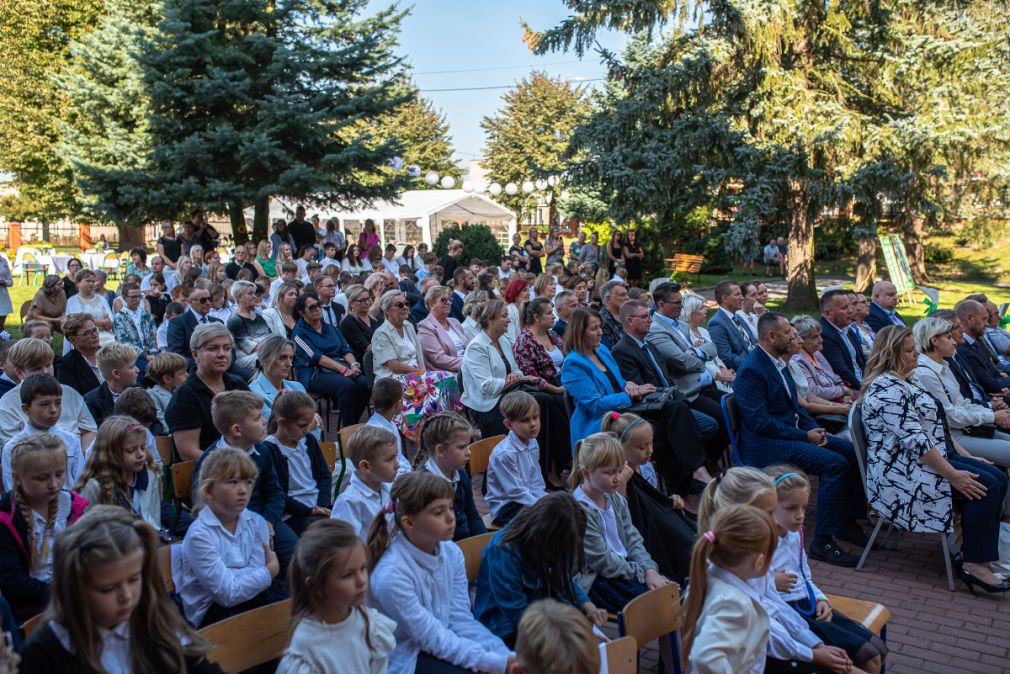 Jubileusz 40 - lecia nadania imienia Konstantego Ildefonsa Gałczyńskiego Szkole Podstawowej w Zalewie